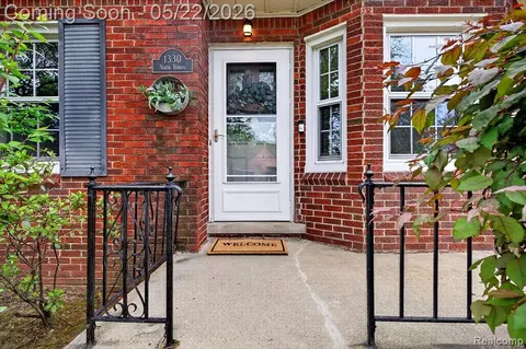 1330 N Vernon St, Dearborn, MI 48128