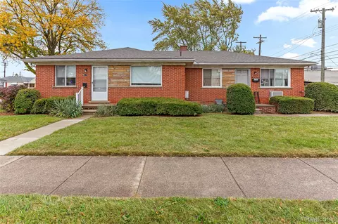 1339 New York Ave, Lincoln Park, MI 48146