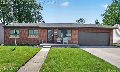 12582 Bender Dr, Sterling Heights, MI 48313