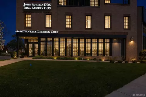 804 N Main St #3A, Rochester, MI 48307