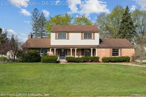 52489 Butternut Dr, Shelby Township, MI 48316
