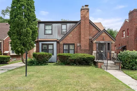 15464 Lindsay St, Detroit, MI 48227