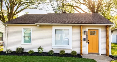 641 Stratford Rd, Ferndale, MI 48220