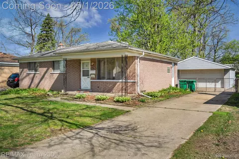 33622 Bock St, Garden City, MI 48135