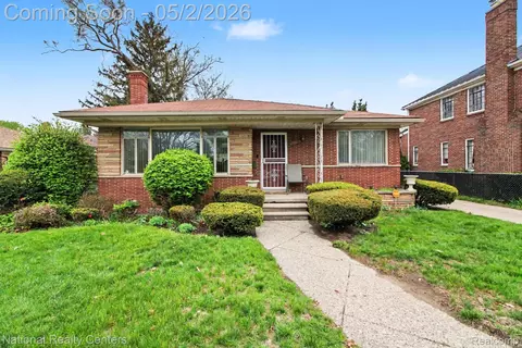 4424 W Outer Dr, Detroit, MI 48221