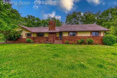 12012 Belle River Rd, Riley, MI 48041