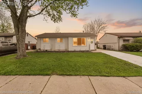 1317 Windham St, Westland, MI 48186