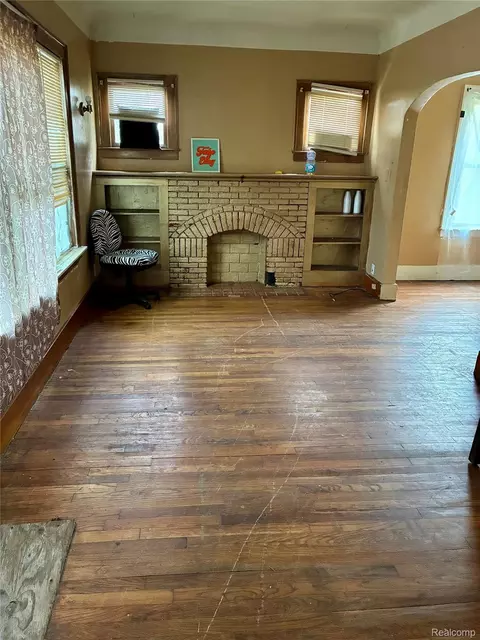 13350 Tacoma St, Detroit, MI 48205