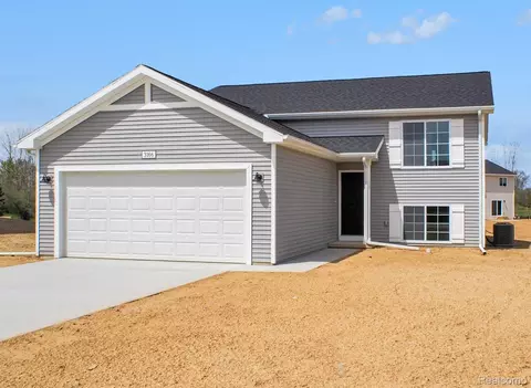 3166 Quail Ridge Ct, Clio, MI 48420