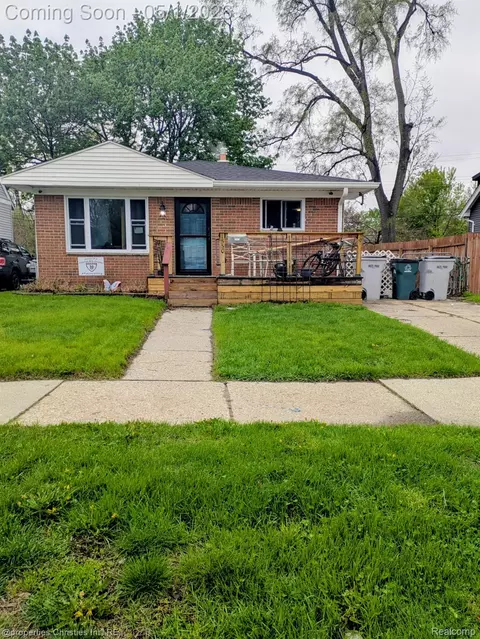 1530 Evelyn Ave, Hazel Park, MI 48030