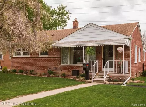 15121 Pennsylvania Ave, Allen Park, MI 48101