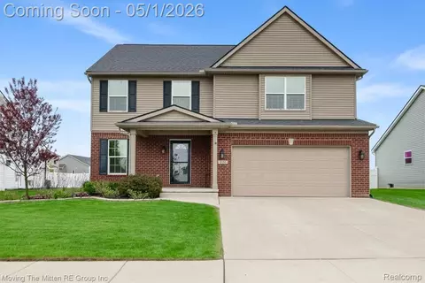 2039 Carson Ln, Monroe, MI 48162