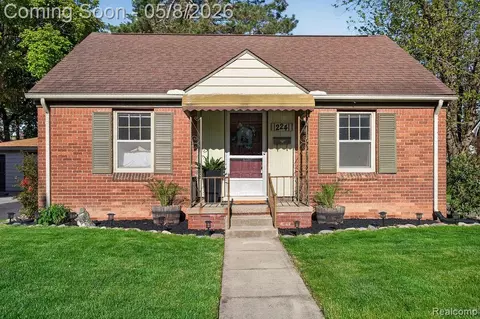 224 S Josephine Ave, Pontiac, MI 48341