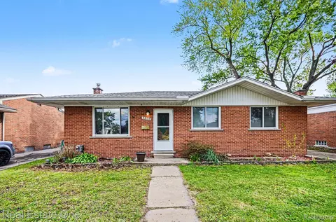 4508 Buckingham Dr, Warren, MI 48092