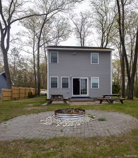 2779 Horseshoe Lake Rd, Foster, MI 48661