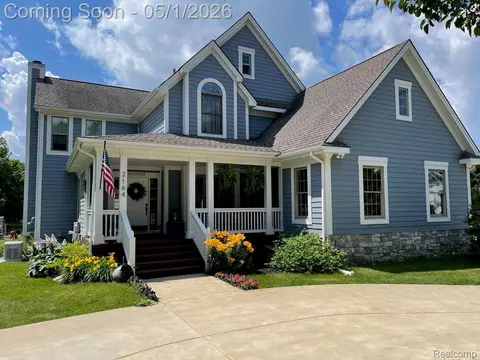 2164 E Allen Rd, Oceola, MI 48855