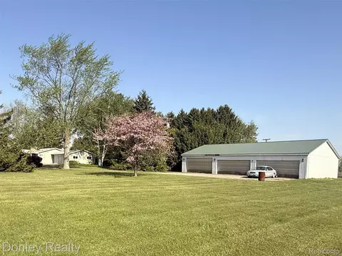 2100 W Sanilac Rd, Moore, MI 48471
