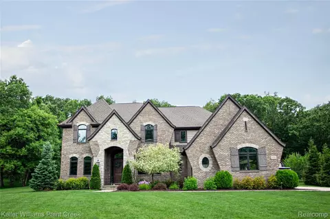 8135 Pine Knob Meadows Dr, Village Of Clarkston, MI 48348