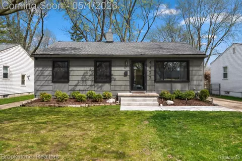 4422 Thorncroft Ave, Royal Oak, MI 48073