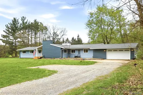 12452 Canada Rd, Birch Run, MI 48415