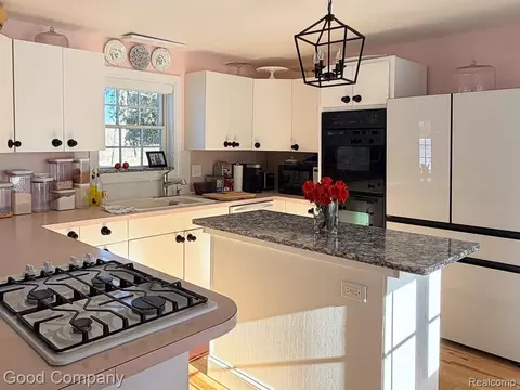 Kitchen - 1849 E Pratt Lake Rd, Sage, MI 48624 photo 1 of 3