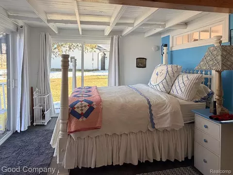 Bedroom - 1849 E Pratt Lake Rd, Sage, MI 48624 photo 1 of 8