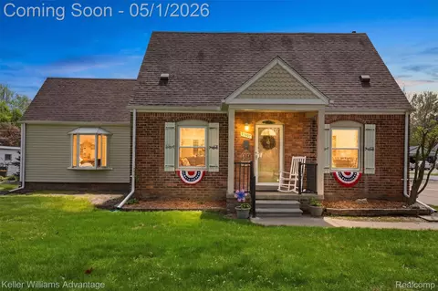 31987 Sheridan St, Garden City, MI 48135
