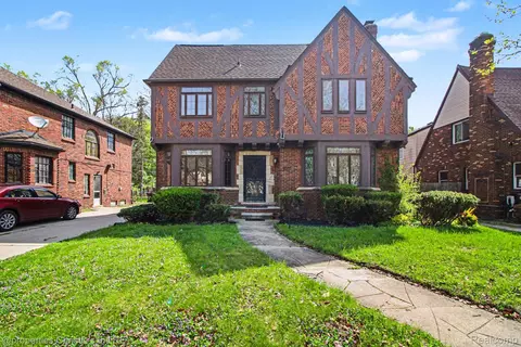 18944 Warrington Dr, Detroit, MI 48221