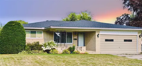 26321 Burg Rd, Warren, MI 48089