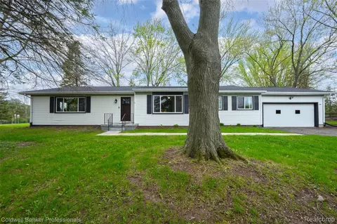 3500 S Elms Rd S, Swartz Creek, MI 48473