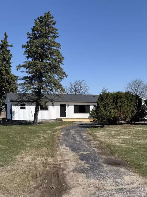 5614 Marlette Rd, Marlette, MI 48453