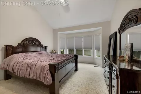Bedroom - 45021 Riverwoods Dr, Macomb, MI 48044 photo 4 of 4