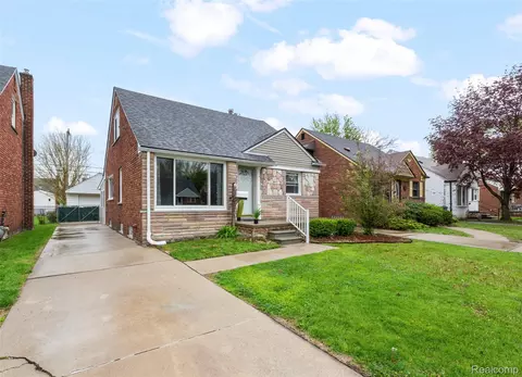 13321 Rosedale St, Southgate, MI 48195