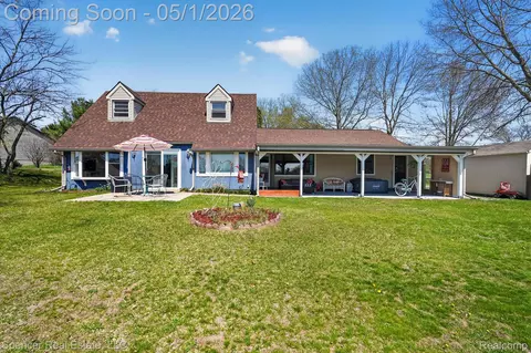 604 Gaffney, Highland, MI 48356