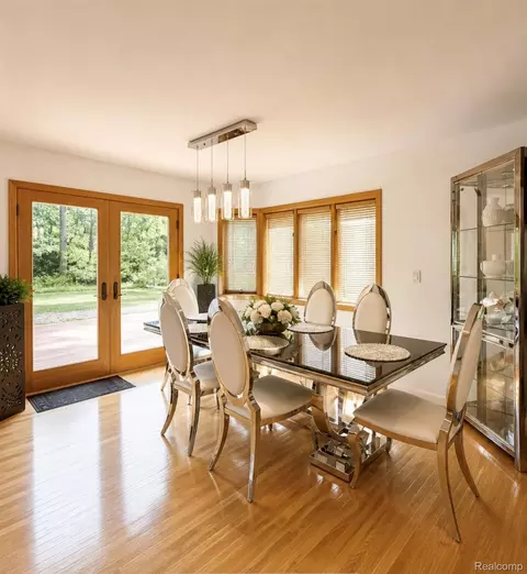 Dining - 10655 Beardslee Rd, Perry, MI 48872 photo 1 of 2