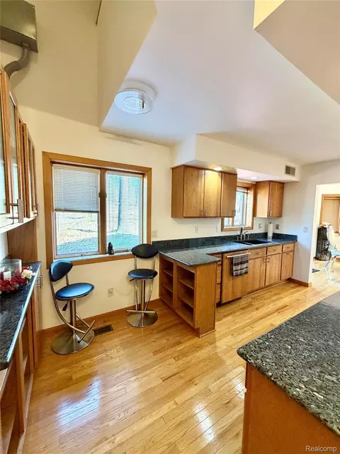 Kitchen - 10655 Beardslee Rd, Perry, MI 48872 photo 2 of 5
