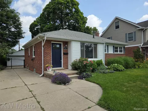 122 Jeffrey Ave, Royal Oak, MI 48073
