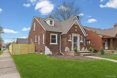 5901 Beaconsfield St, Detroit, MI 48224