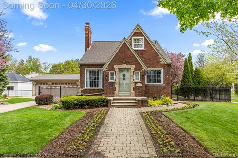 21506 Tenny St, Dearborn, MI 48124