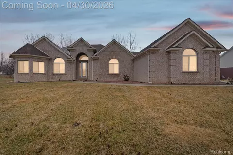28796 Liparoto Blvd, Huron, MI 48134