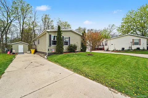 1031 Falstaff Cir, Northville, MI 48167