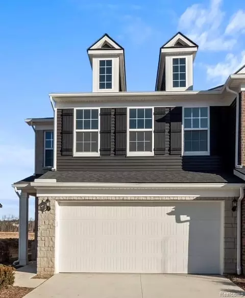 4054 Nottingham Cir, Independence, MI 48346
