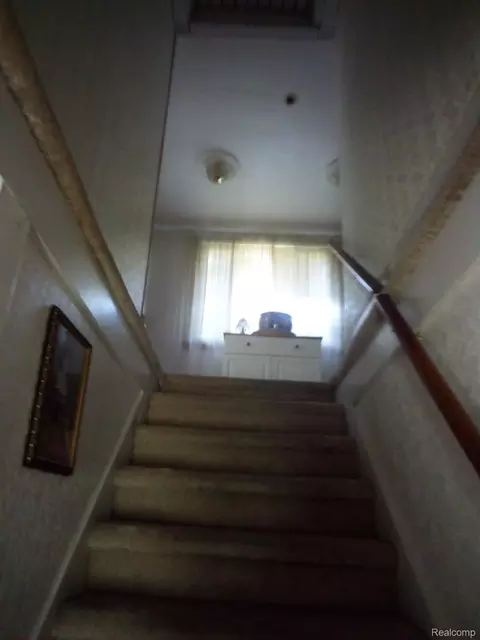 Entry Way - 5255 N Seymour Rd, Flushing, MI 48433 photo 4 of 4