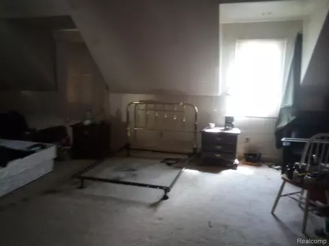 Bedroom - 5255 N Seymour Rd, Flushing, MI 48433 photo 3 of 5