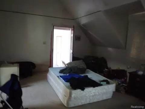 Bedroom - 5255 N Seymour Rd, Flushing, MI 48433 photo 1 of 5