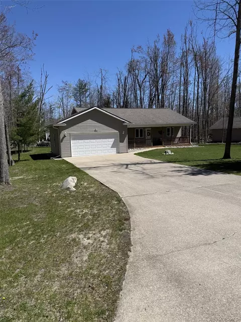 6767 Whispering Pines Dr, Gaylord, MI 49735