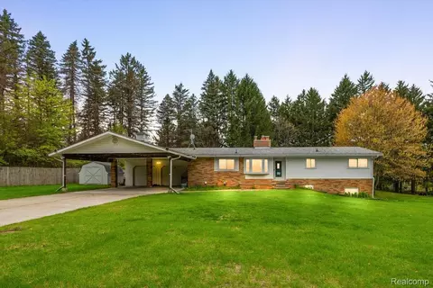 865 N Lapeer Rd, Orion, MI 48362