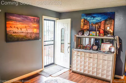 Entry Way - 3238 Leith St, Flint, MI 48506 photo 1 of 1