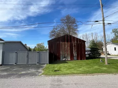 Exterior - 12660 Grafton Rd, Ash, MI 48117 photo 30 of 32