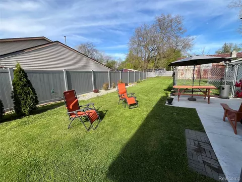 Exterior - 12660 Grafton Rd, Ash, MI 48117 photo 12 of 32